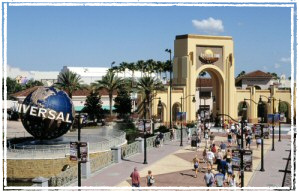 Universal Studios Florida entrance (photo copyright Universal Studios, all rights reserved)