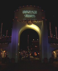 Entrance plaza, December 2006 (Photo by Devon Whitehead)