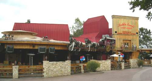 What would old C.L.Womphopper think.. the Saddle Ranch Chop House, April 2006