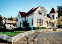 The Chicken Ranch - Photo � Universal Studios