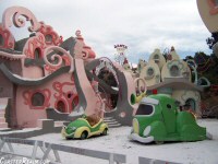Whoville following a repaint, January 2007 - photo from Coasterrealm.com, used with permission