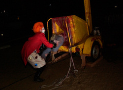 Jack the Clown and the yellow shredder (photo © Universal Studios Hollywood 2007)