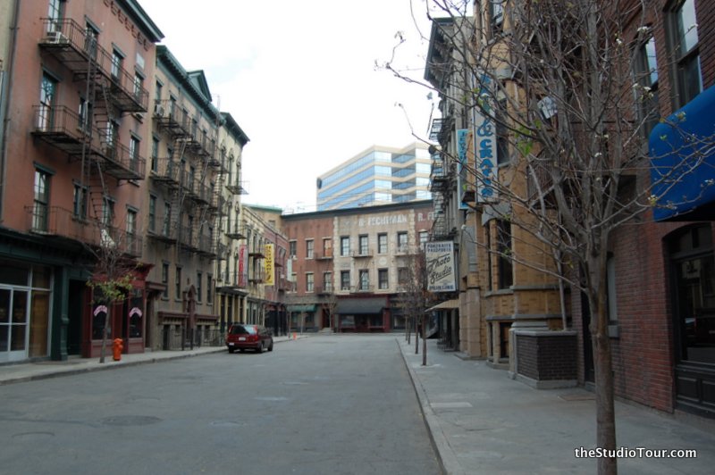 Warner Bros Backlot - Hennesy Street / Tenement Alley 